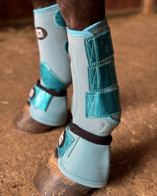 Cloches cheval bleu à paillette – protection sabot | Coyonic