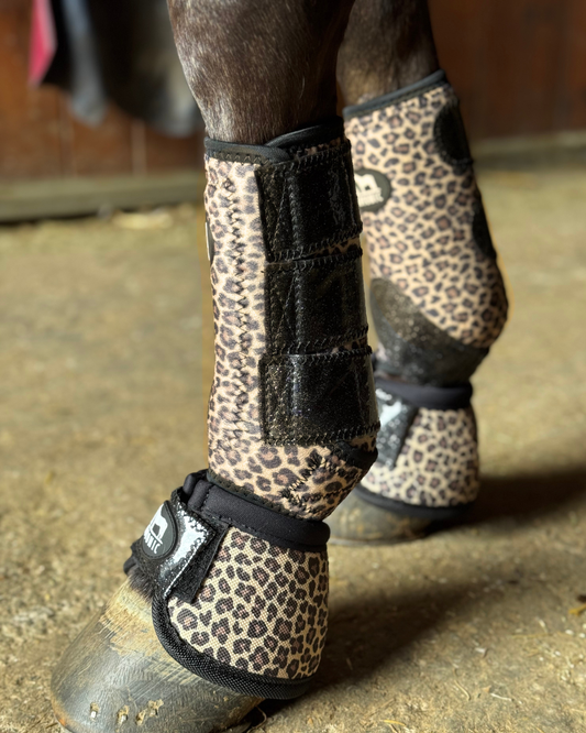 Cloches cheval léopard à paillette – protection sabot | Coyonic