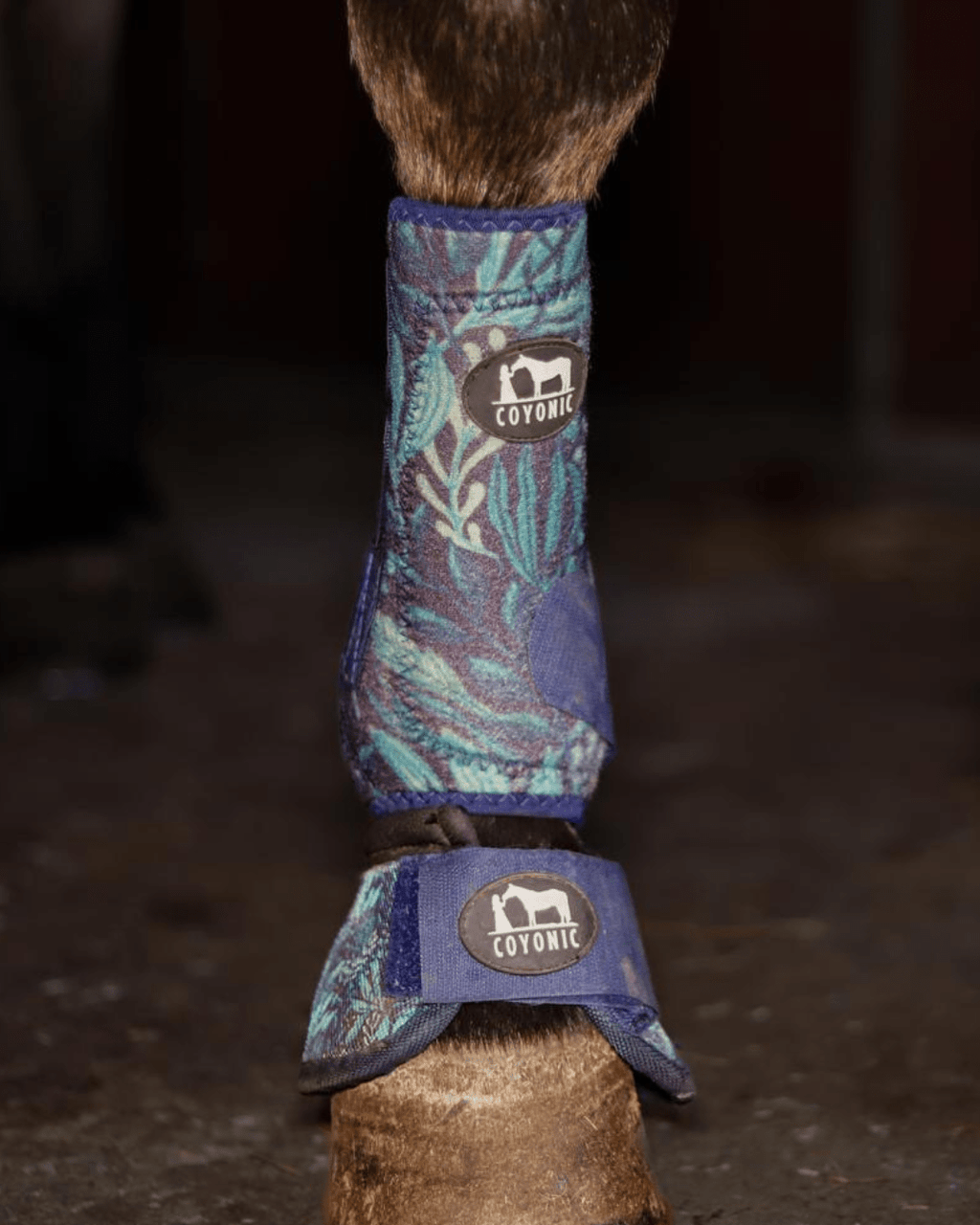 Guêtre cheval bleu motif forêt Cloches cheval bleu motif forest – protection sabot | Coyonic